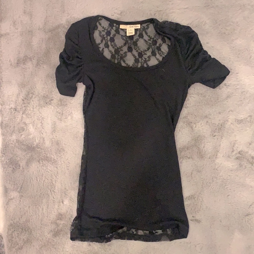 Black Shirt with Gathered Sleeve Detail